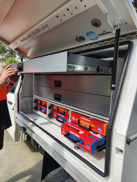 Rolacase Canopy_Service Body Shelving 22